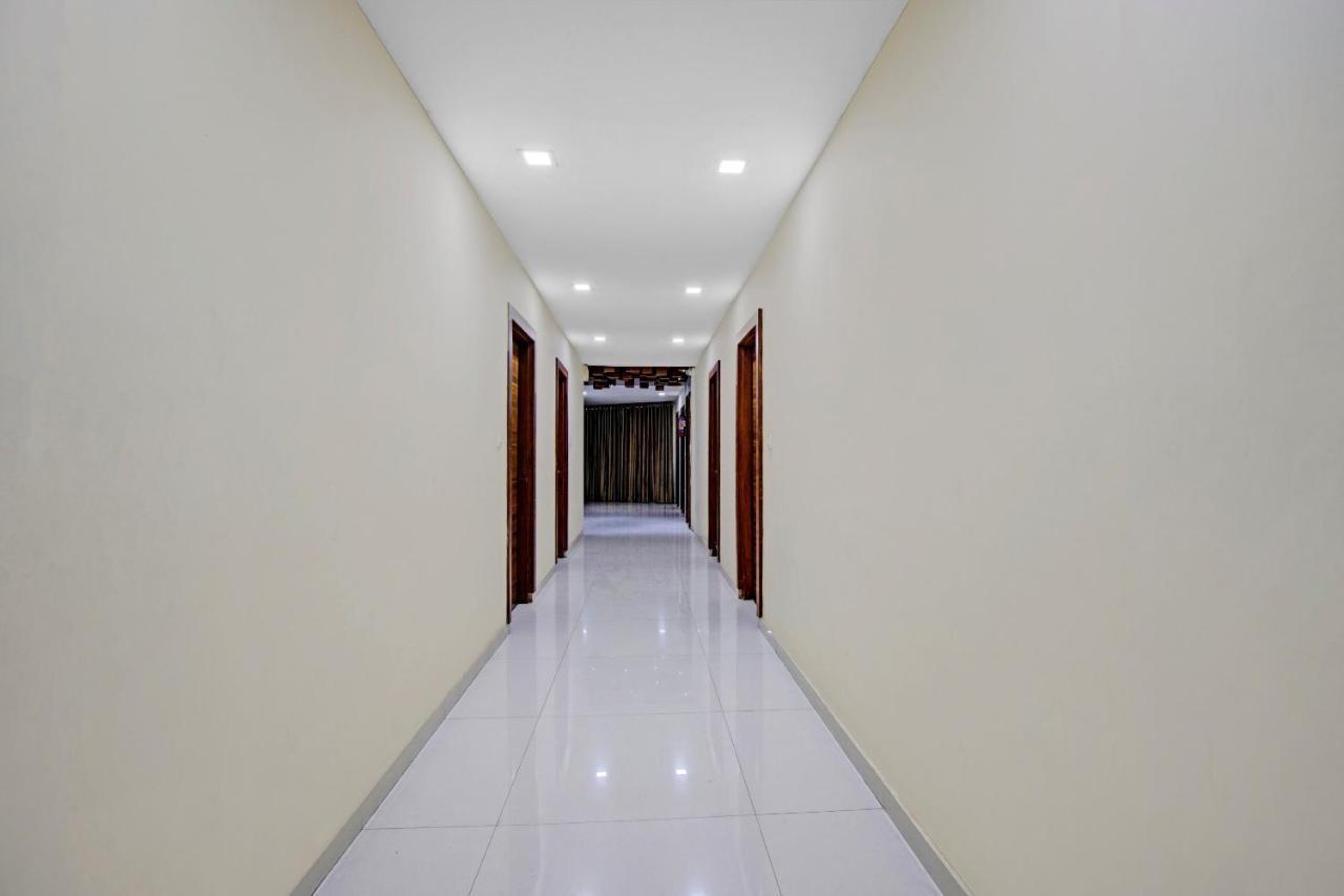 Hotel Navjivan Himatnagar Exterior photo